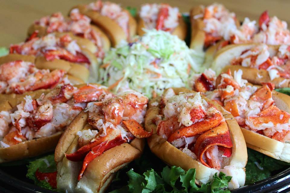 MASON'S famous lobster rolls food pic 2 fbcrenh