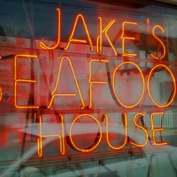 Jakes Downtown Closed