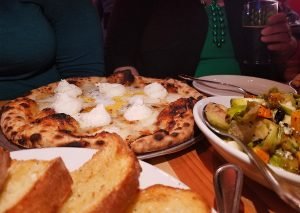 crust & craft 2 white pizza and 2 otherscrenhsized
