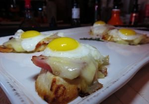 EGG 2 mini croquescrenhsized