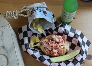 MASON'S famous lobster rolls food pic 3 crenhsized