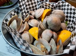 bushels 3 clamssized