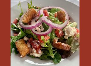 THEO's 3 greek saladsized