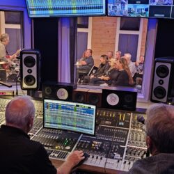 Backstage Pass LIVE featuring VINYL SHOCKLEY | View More