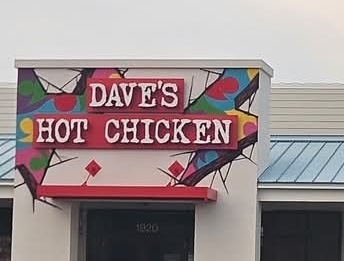 dave's hot chix sign